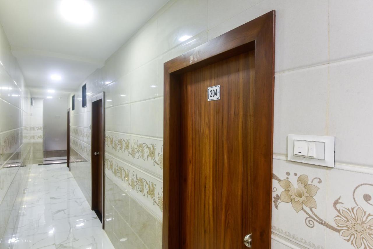 Готель Oyo 63295 T Junction Residency Мумбаї Екстер'єр фото
